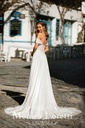 8181 Off-shoulders sleeves