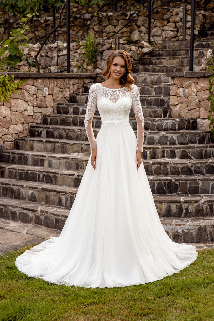 8013 tulle skirt