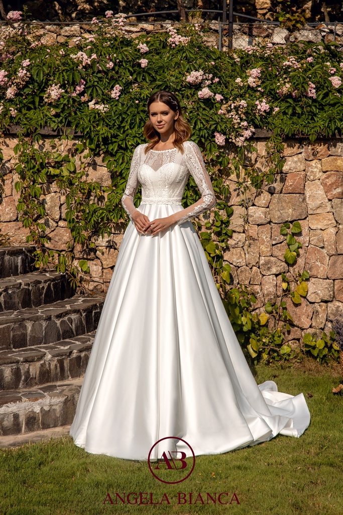 1073 beads bodice