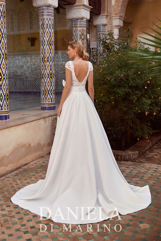 8083 Overskirt