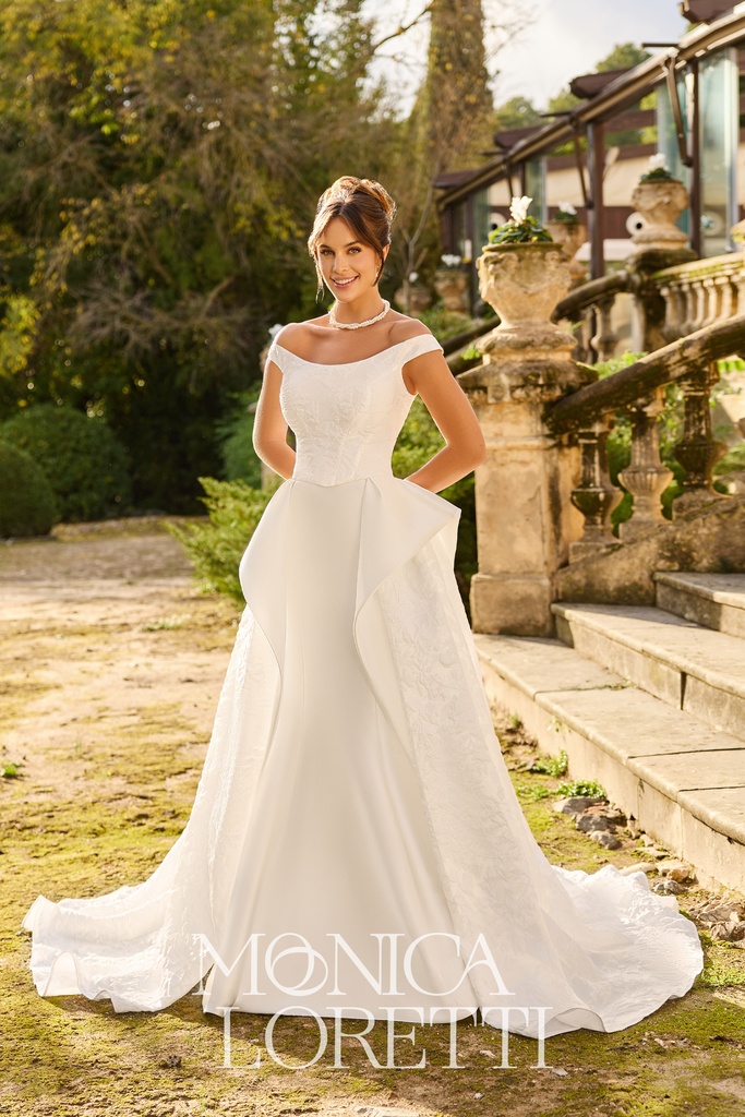 8374 bodice