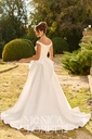 8374 bodice