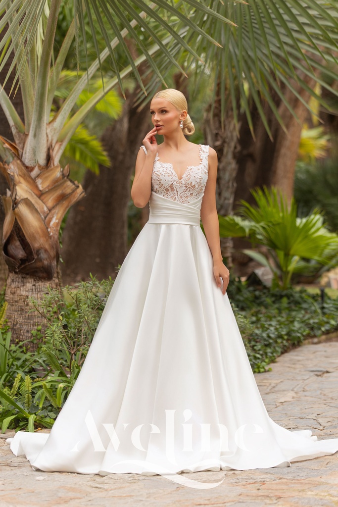 A132 bodice