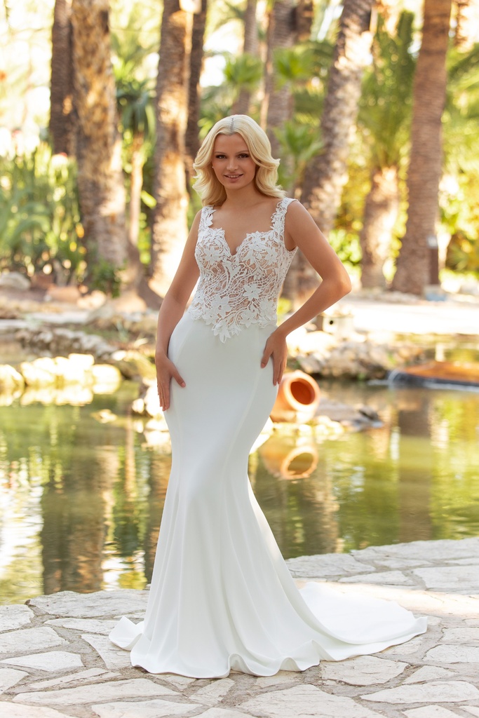 8091 A Crepe skirt  ivory